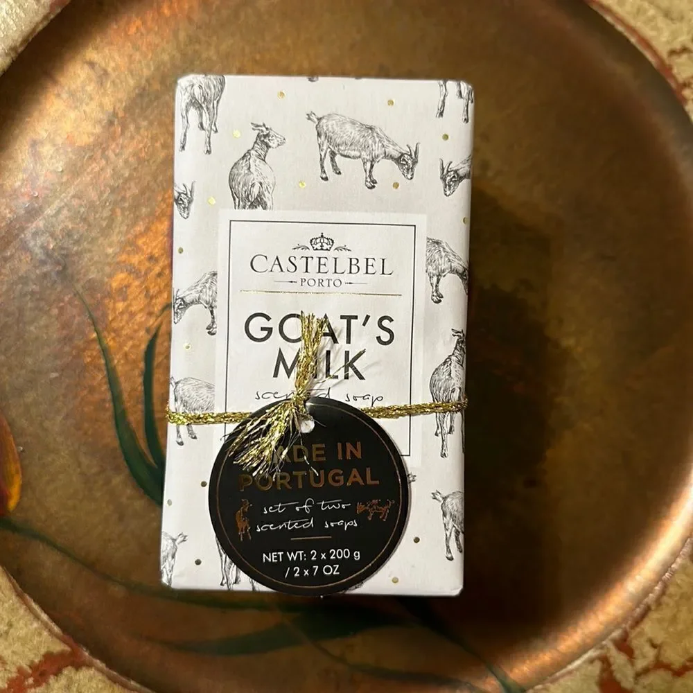 Men’s Set of 2 1 Bay Rum Fragranced Soap & 2 Goat’s Milk Bars